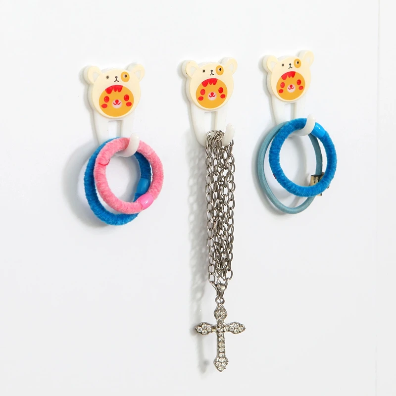 3Pcs Cartoon Bear Sticky Hooks Wall Mounted Suction Cup Key Clothes