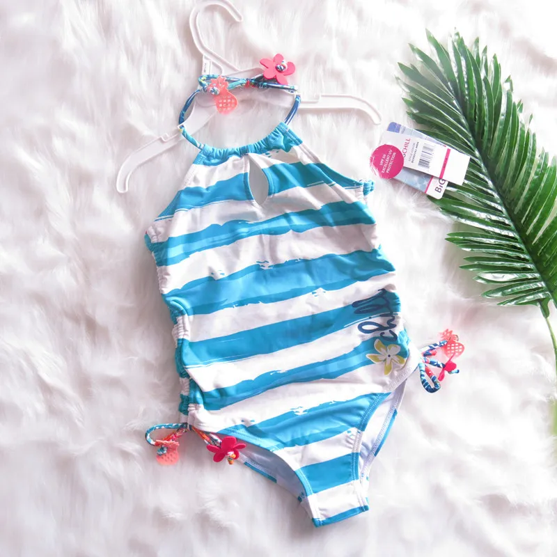 girls swimsuit