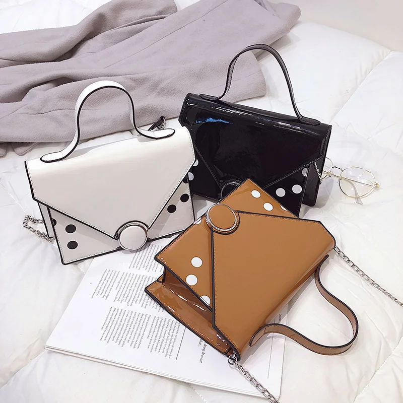 

Bags for women 2019 new version of the high-quality texture of the ocean bag patent leather glossy small bag shoulder Messenger
