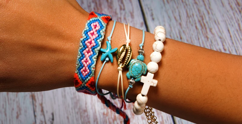 MOON GIRL 5 Pieces Puka Shell Bracelet Set Turtle Starfish Cross Beads Boho Weave Bracelet for Women Friendship Jewelry Dropship