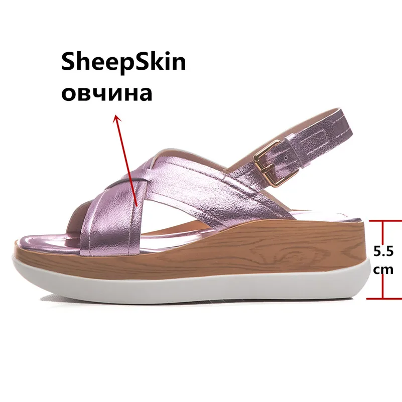 FEDONAS/Новинка; модные выразительные женские босоножки; коллекция года; сезон лето; обувь на танкетке из овечьей кожи; женская повседневная обувь с блестящей пряжкой; базовая обувь для вечеринок