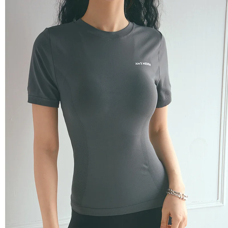 

Women Gym Shirts Stretch Seamless Yoga Top Shirts Dry Fit Fitness Top Slim Workout Gym Clothes Female Sport Running Tight Shirts