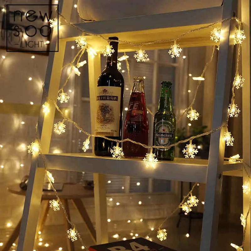 Romantic Decorative Ice Snow outdoor Garland String Lights Christmas Holiday Wedding Party 5M 28LED Snowflake lighting Romantic Decorative Ice Snow outdoor Garland String Lights Christmas Holiday Wedding Party 5M 28LED Snowflake lighting