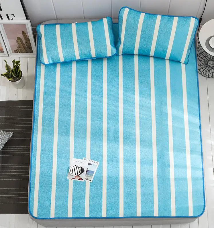 

The New Stripe Summer Sleeping Bed Mat Foldable Bed Sheet Children Bed Mattress Protector Cover Summer Ice Silk Sleep Mat Set