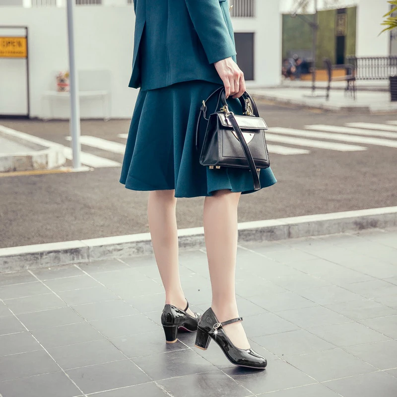 Женская обувь на высоком каблуке; выразительные и элегантные туфли черного, винно-розового цвета с ремешком на щиколотке; туфли на шпильке с пряжкой на ремешке; кожаные туфли размера плюс 34-48