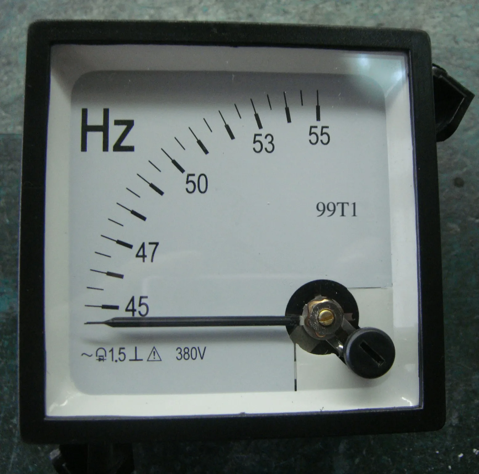 99T1/SQ48-HZ 48*48mm Panel medidor de frecuencia puntero analógico 45 - 55 medidor de HZ