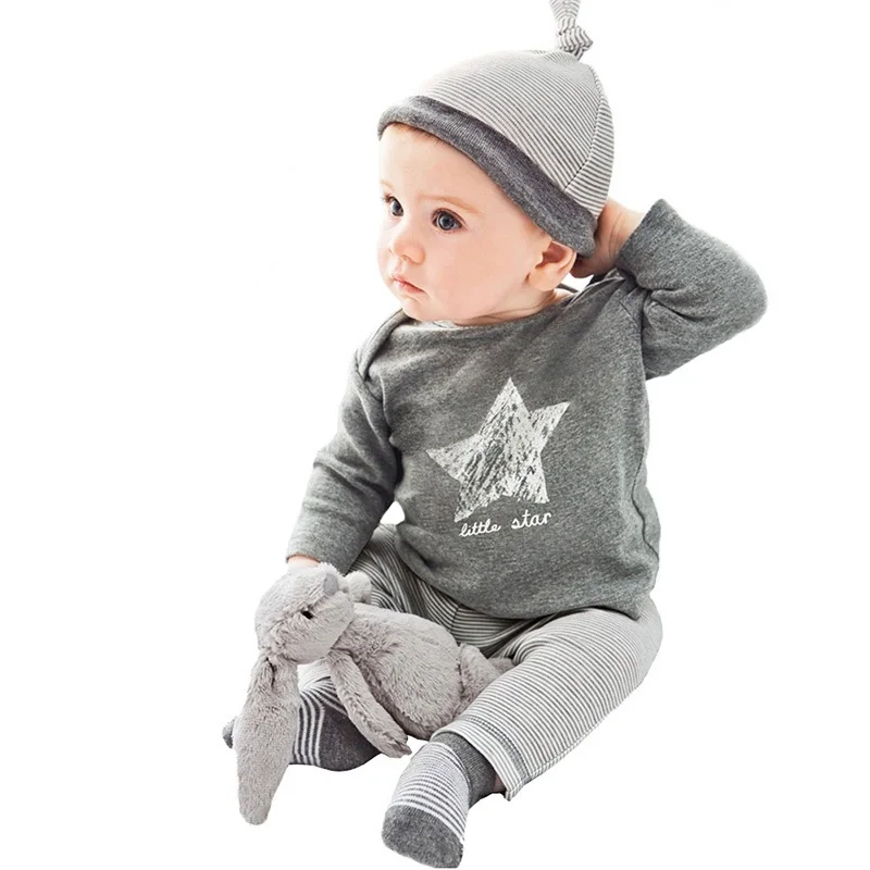 Повседневная осенне-зимняя одежда для маленьких мальчиков и девочек комплекты одежды для отдыха из 3 предметов(шапка+ футболка+ штаны) с маленькими звездами для маленьких мальчиков