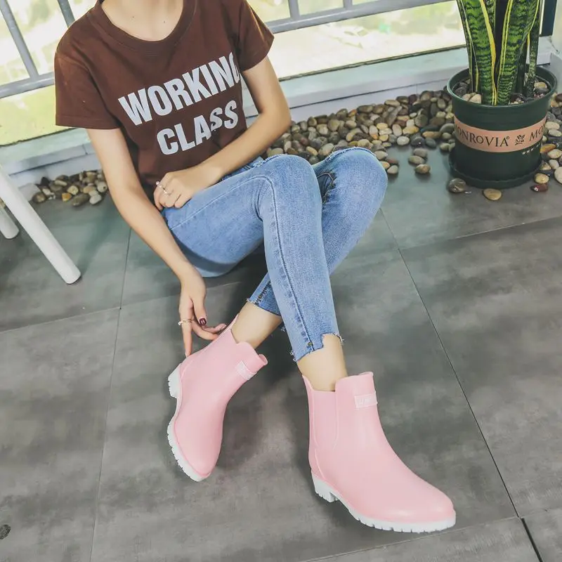 

New Womens Chelsea Rain Boots Ladies Ankle Slip-on PVC Non-slip Girls Student Fashion Casual Shine Style Best Sellers Promotion