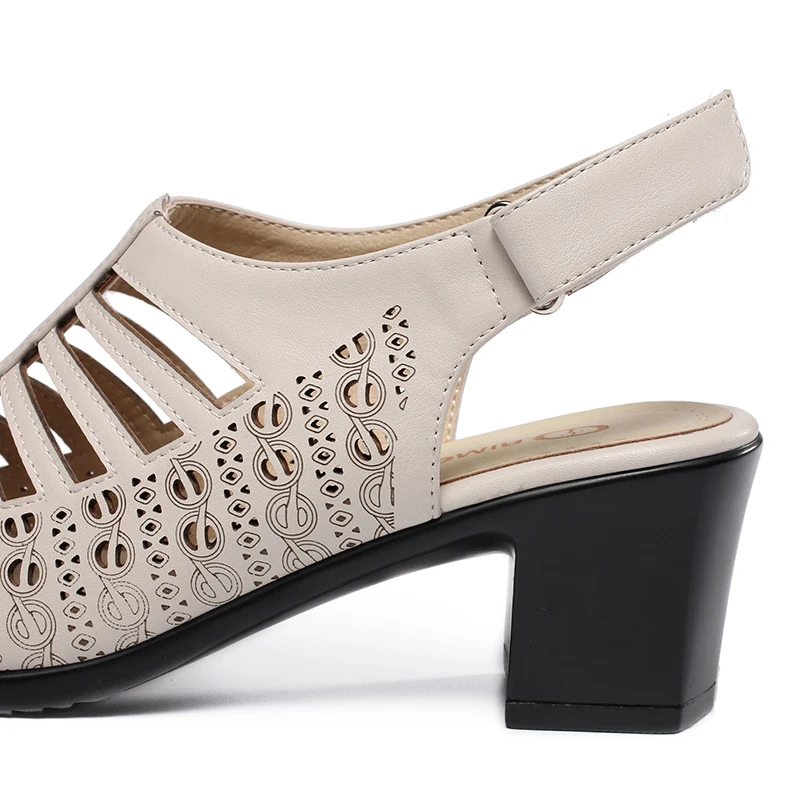 AIMEIGAO 2018 Buckle Strap Women Gladiator Sandals Peep Toe Summer Shoes Thick Heels Women Sandals Soft Leather Big Size Shoes