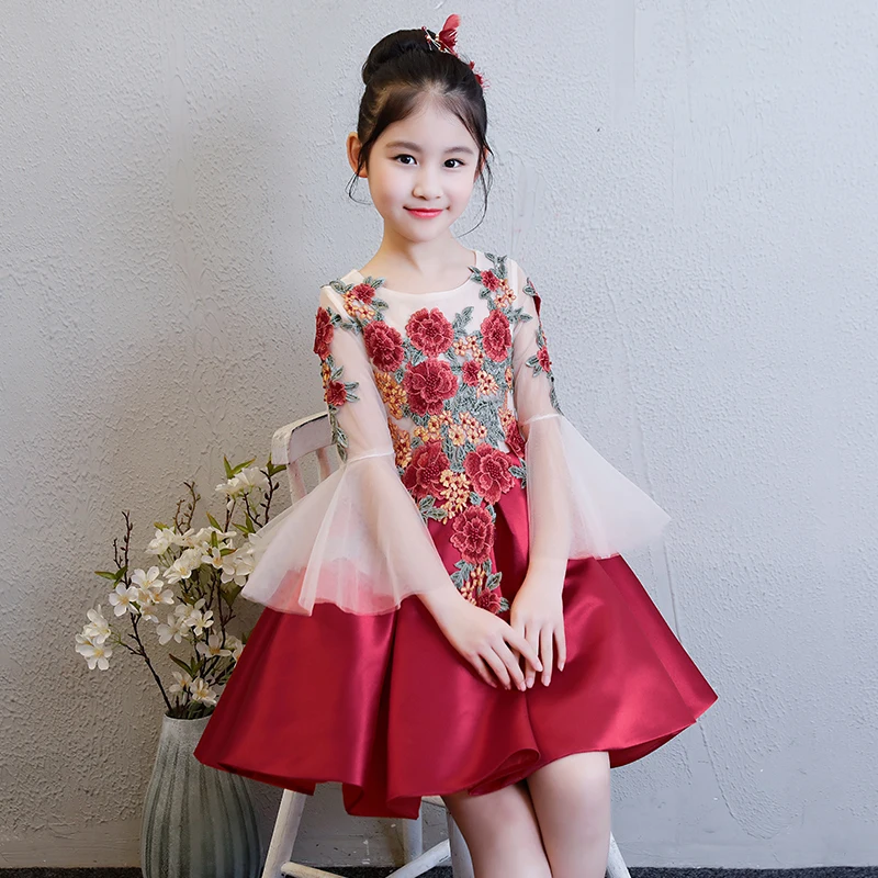 

New Design Stain Flower Girls Dresses Wine Red Ball Gown Appliques Flare Sleeve Kids Pageant Gown First Communion Dresses E266