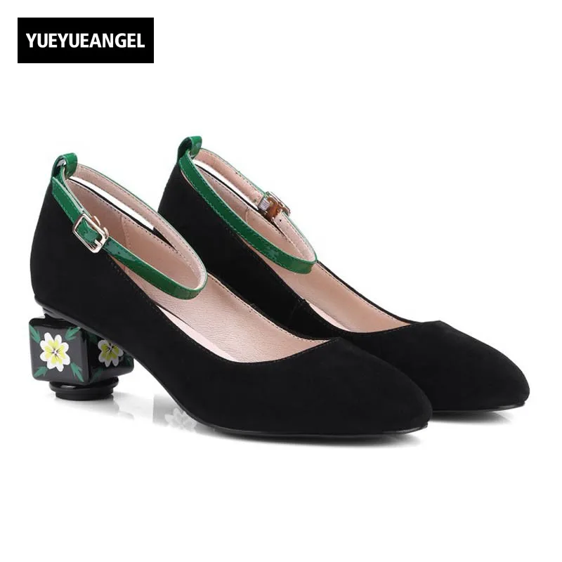 

2019 Spring New Personality Floral Printed Heels Shoes Women Vintage Genuine Leather Elegant Ankle Strap Pumps Casual Streetwear