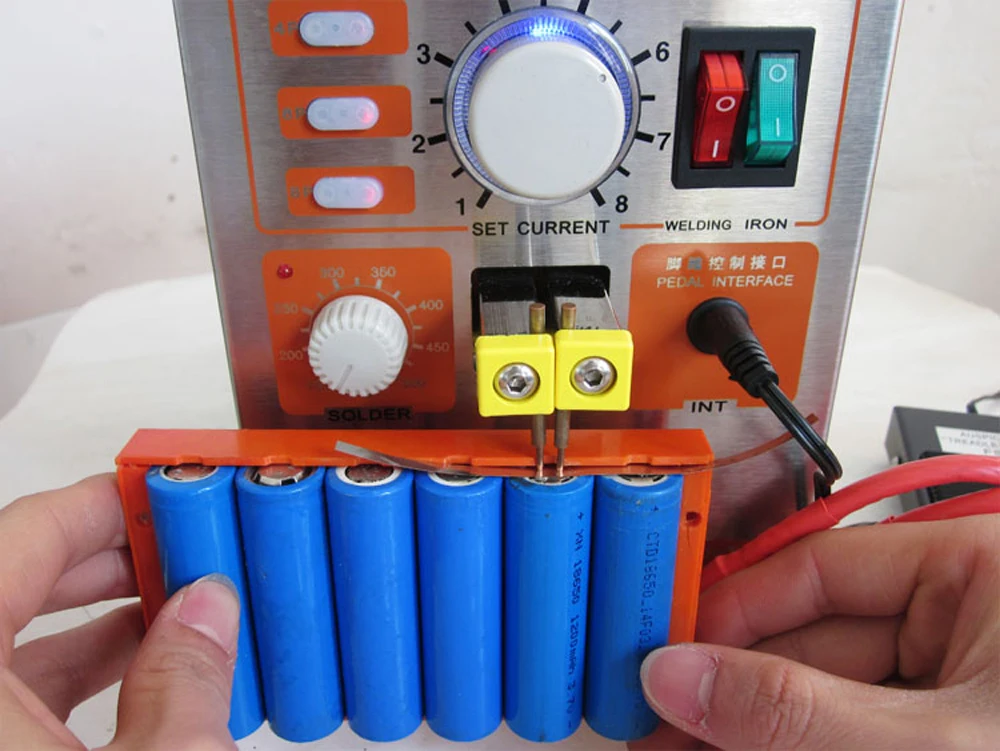 Pulse spot welder