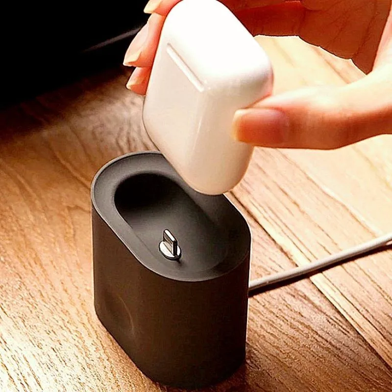 

Portable Charging Dock Station Soft Silicone Desk Charging Base Anti-fall Stand Holder For AirPods Case Charger Desktop stand