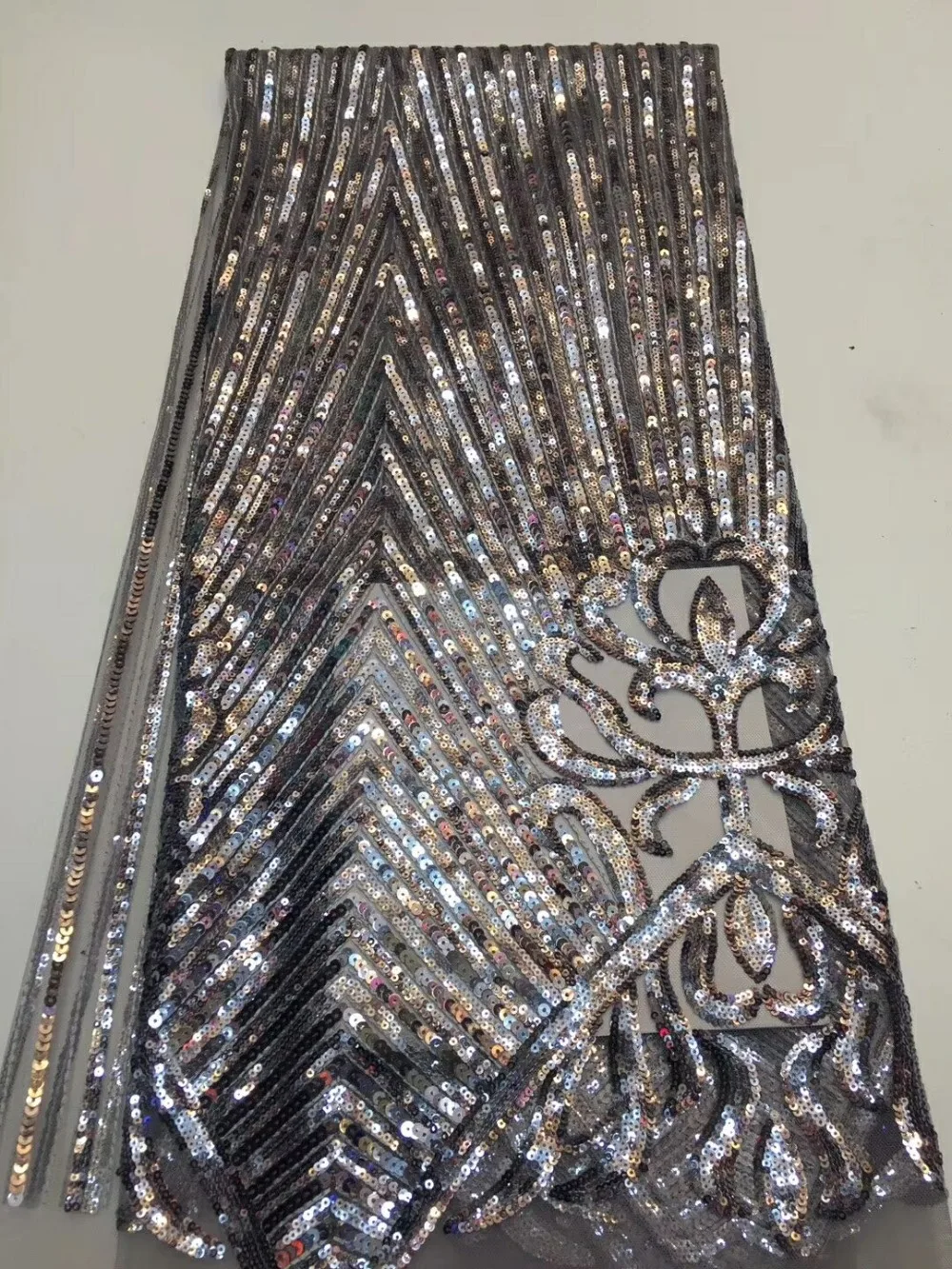 

Beautiful sequins net lace fabrics african laces dress high quality french shiny lace fabrics for party 5yards/lot ZXN124