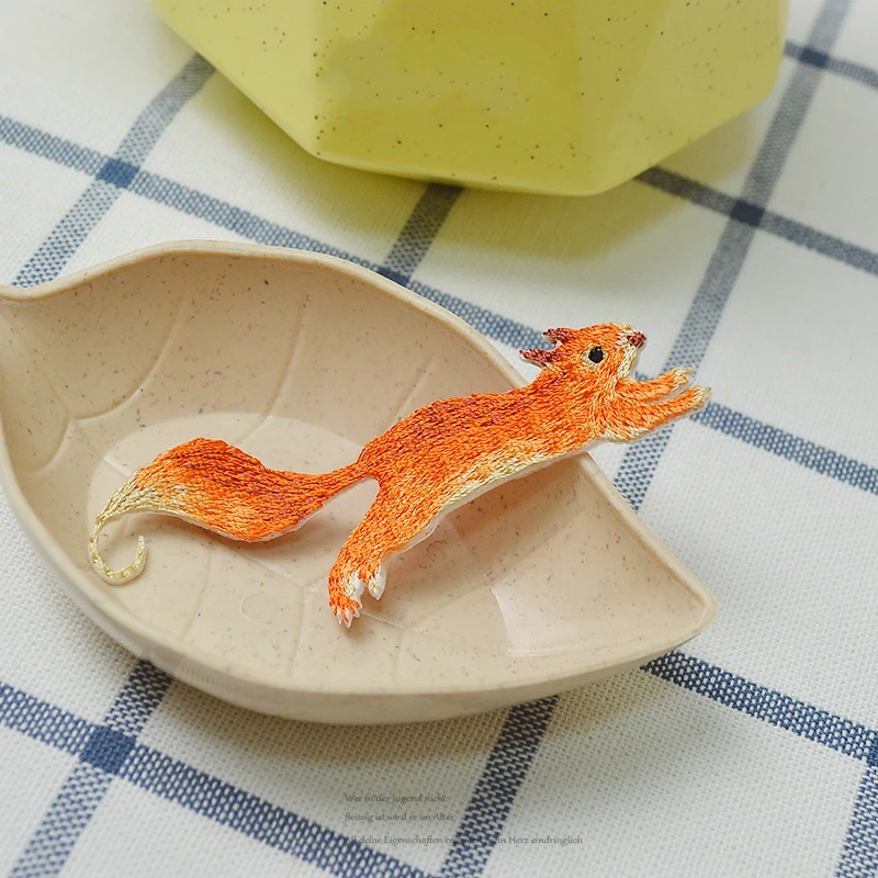 

Exquisite Embroidery Squirrel Clothes Patch Stickers Cloth Stickers Diy Animal Subsidy Pants Decoration Repair Hole Decals