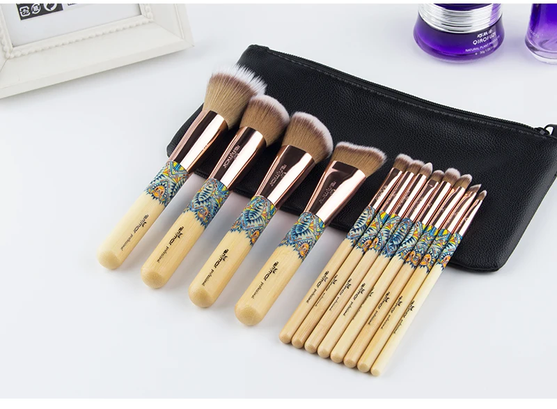 makeup brushes  (1)