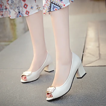 

2018 summer new Korean version with square buckle fish mouth sandals thick with open toe single shoes wild fashion mother shoes
