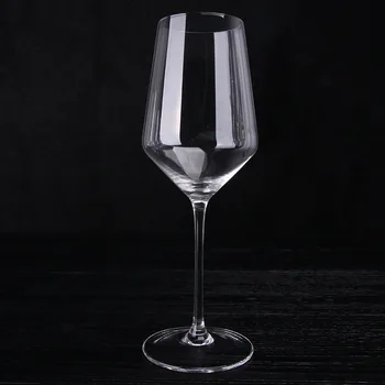 

Creative Red Wine Glass Lead-free Crystal Glass Tuba Cold Cut Glass 350ml Goblet Top Grade Wine Glass 4pcs/set