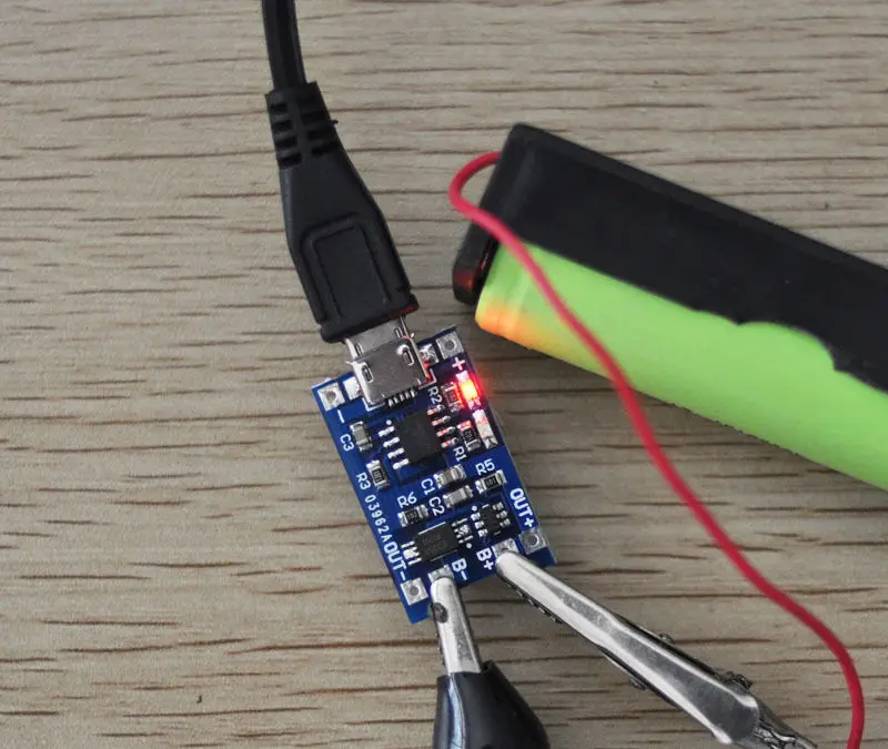 

1A Micro USB 18650 Lithium Battery Charging Board LED Charger Module+ Protection