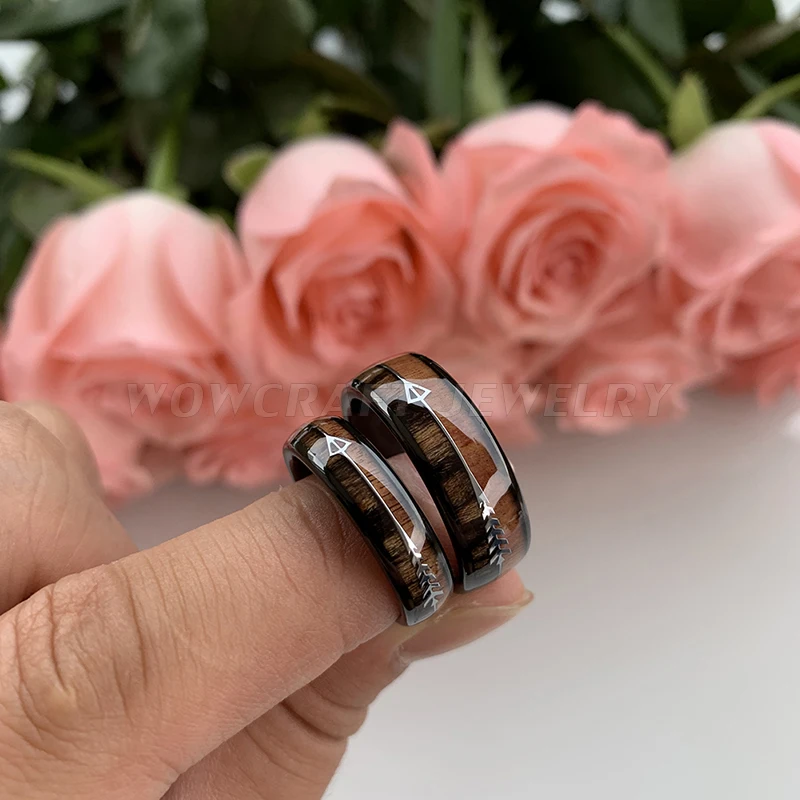 Preise 6 8mm Hartmetall Ringe für Männer Frauen Hochzeit Bands Natur Koa Holz Pfeil Inlay Angepasst Kostenloser Gravur komfort Fit
