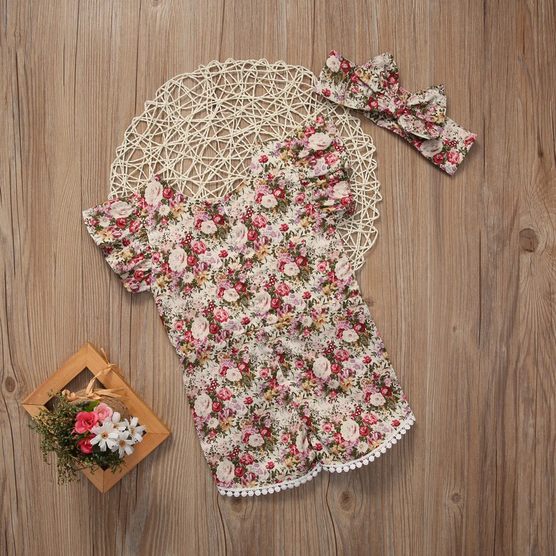 Лето 2017 Одежда для новорожденных девочек с кружевными рукавами бабочками