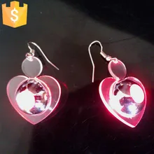 Модные светодиодный серьги в форме сердца, новые огни для танцевальной вечеринки, свадьбы, дня рождения, украшения, 10 шт./лот
