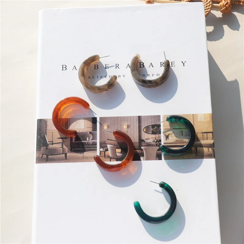 

2018 Top Romantic Fashion Sale Brincos Tortoiseshell Round Circle Stud Earrings Resin Letter C For Women Elegant Design Jewelry
