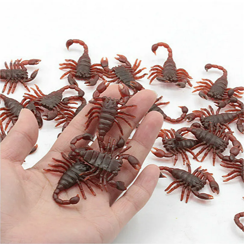 

Halloween Trick Fun Novelty Funny Gadgets Blague Toy Simulation False Scorpion Action Figures Toys Mini Children Gifts