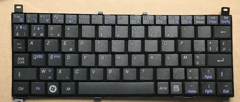 

News notebook laptop keyboard for TOSHIBA NB100 NB101 NB105 French /HUNGARIAN/US//CZECH/HEBREW layout