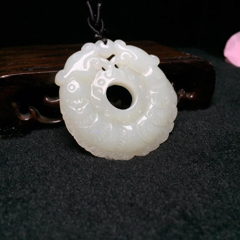 

2019 Hot Sale Druzy Chakra Double-sided Beast Locket Two-headed Pendant In Addition To The Disaster And Auspicious Peace Buckle