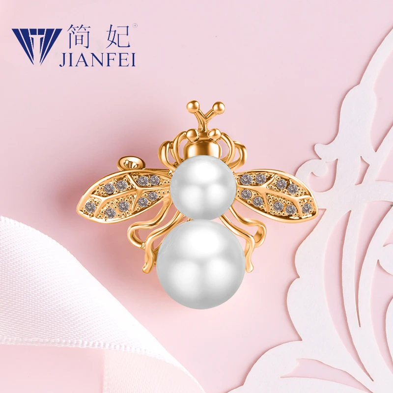 

Honeybee Shape Pattern Stylish Women Brooches 6
