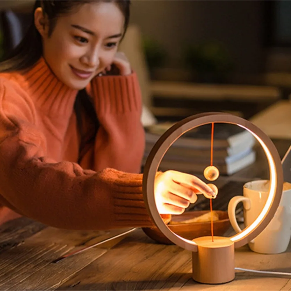 جولة هنغ ضوء التوازن المغناطيسي التبديل مصباح USB شحن مكتب ضوء المصباح ضوء led للديكور المنزلي مصباح غرفة نوم خزانة ليلة ضوء