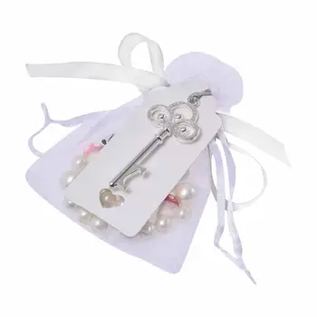 

50PCS Bottle Opener Country Style Vintage Key Opener Label Transparent Tulle BAG For Wedding Party Supplies Sliver Key Opener