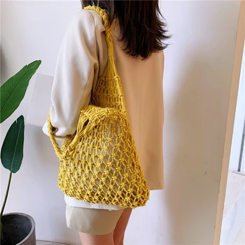

Straw bag handbag Korean version of the hollow handbag large capacity shoulder bag
