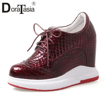 

DORATASIA 2020 Autumn New Fretwork Sneakers Women Genuine Leather lace-up Platform Shoes Woman Height Increasing Size 31-40