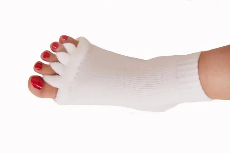 1Pair-Five-Toes-Separators-Socks-Hallux-Valgus-Corrector-Bunion-Adjuster-Foot-Care-Orthopedic-Straightener-Socks-for (1)
