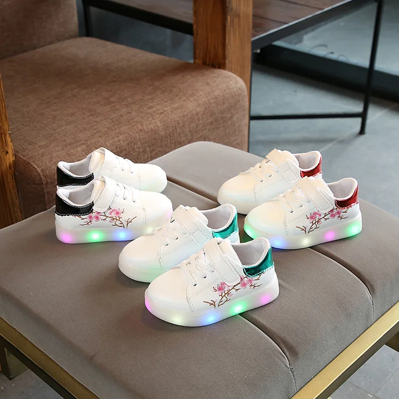 

2018 spring/summer shoes kids princess European style LED lighted children sneakers high quality hot sales girls boys shoes