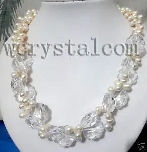

White Pearls Clear Crystal Cut Flower Necklace