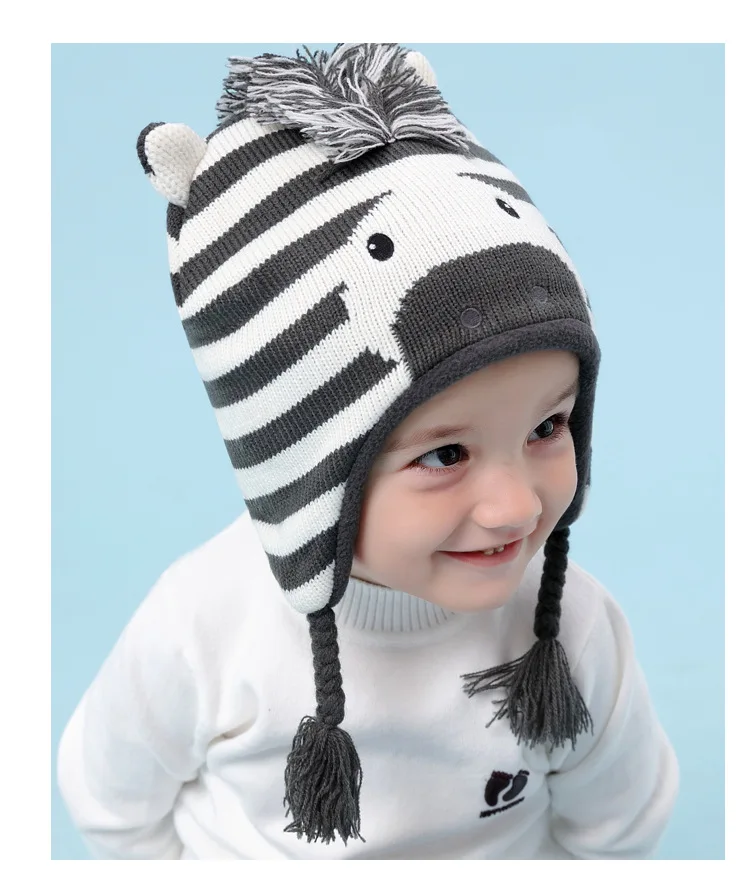 Милая детская шапка с защитой ушей, вязаная шапка, шапки для маленьких девочек, зимняя детская шапка с помпонами, вязаные шапки, Детские теплые шапки с защитой ушей, B-9488