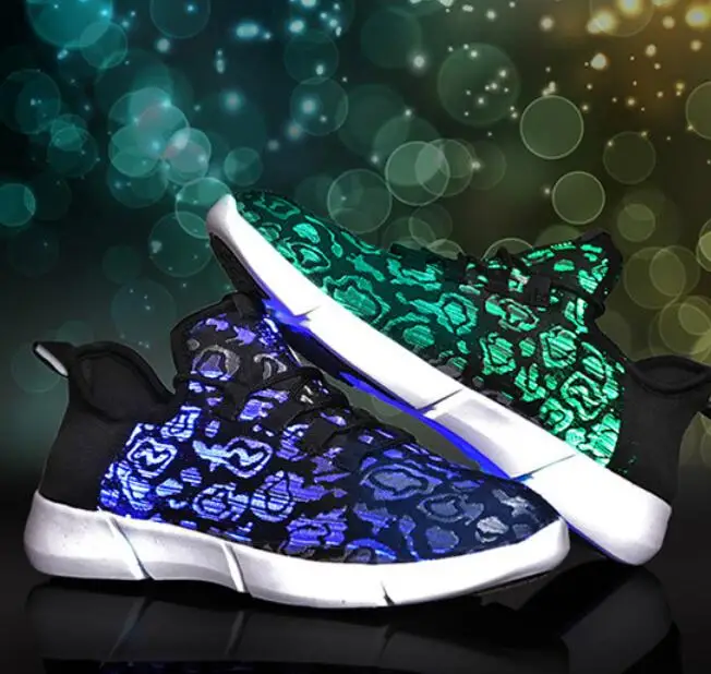 

Summer Led Fiber Optic Shoes for Girls Boys Men Women USB Recharge Glowing Sneakers Man Light Up Shoes Vulcanized Size 35-46