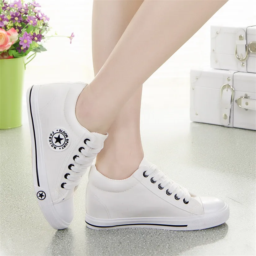 الصيف إسفين أحذية رياضية النساء عارضة حذاء قماش الإناث الأبيض سلة فام ستار Zapatos موهير المدربين 5 سنتيمتر ارتفاع السيدات شيوس الصيف إسفين أحذية رياضية النساء عارضة حذاء قماش الإناث الأبيض سلة فام ستار Zapatos موهير المدربين 5 سنتيمتر ارتفاع السيدات شيوس