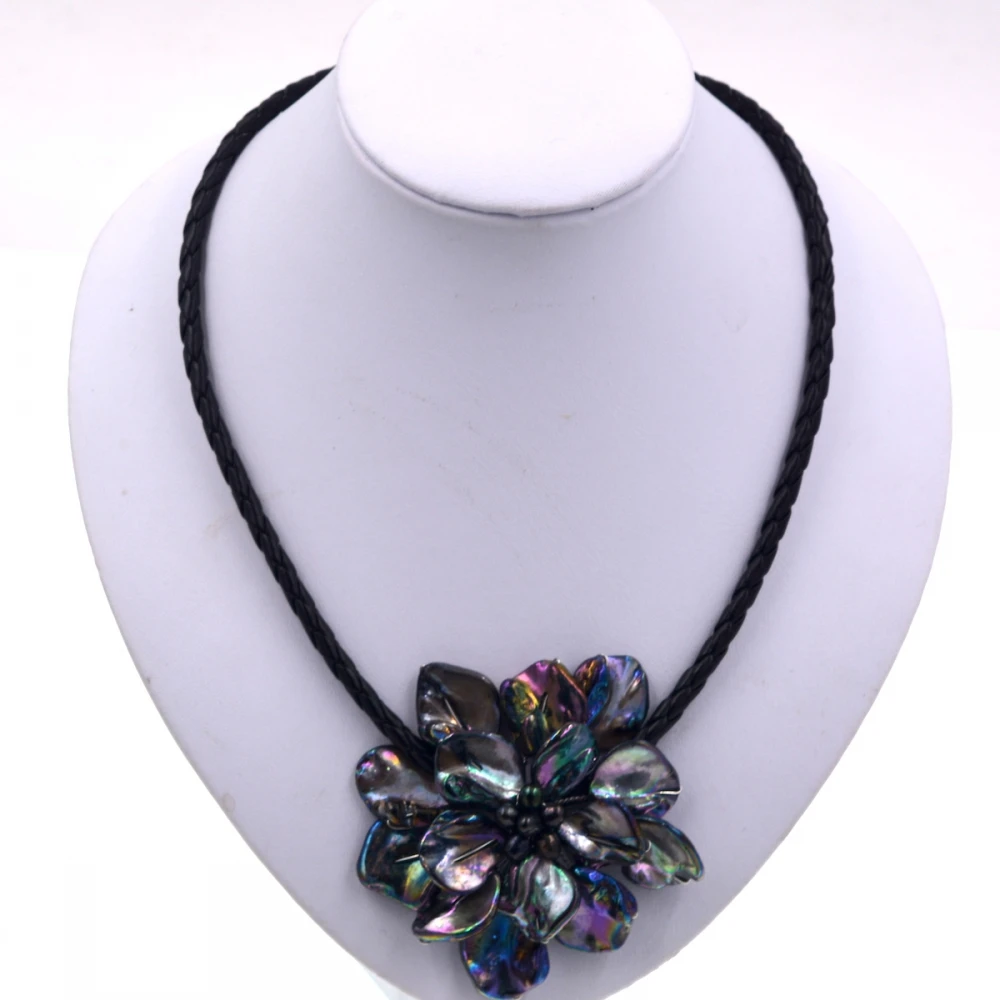 

2017 New Arrival Fashion Jewelry Crystal pearl Black shell flower pendant necklace Brand Jewelry 2017