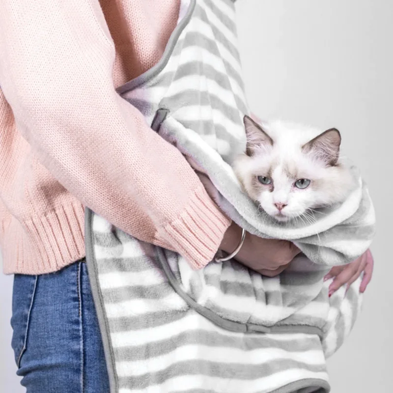 Cat Carrier Coral Velvet Pet Supplies Holder Bat Interaction Hold