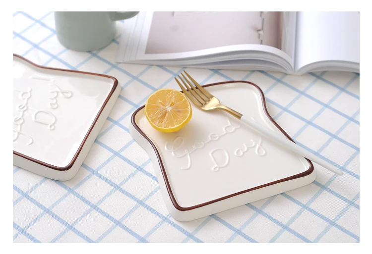 Креативные 6,5 дюймовые тарелки в форме тоста, керамическая обеденная тарелка, фарфоровый поднос для еды, кухонные инструменты, посуда для детей, тарелка в форме хлеба