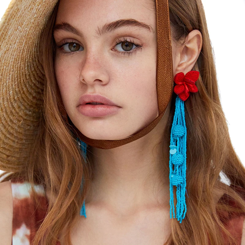 

Oorbellen 6 colors FALCON TASSEL EARRING HAND MADE STATEMENT LACE FLOWER BEADS TASSEL EARRINGS