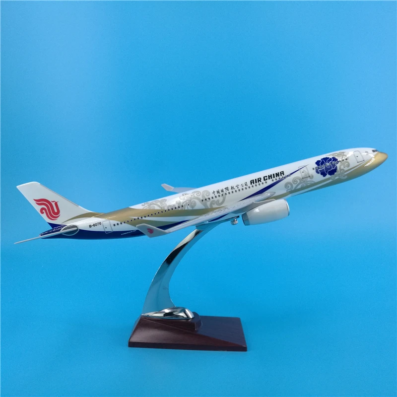 

40CM 1:172 Airbus A330 Model Air China Airlines Airplane with Base Alloy Aircraft Plane Collection Display Model Gift Plane Toys