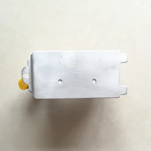 Части oe no LR002916 для Land Rover Landrover range- год Алюминиевый Масляный радиатор двигателя LR 002916 OEM LR 002916