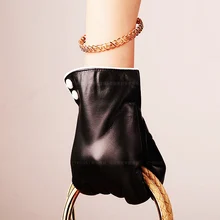 Черный Пояса из натуральной кожи Прихватки для мангала для леди с белые боты модные перчатки размеры S M L XL