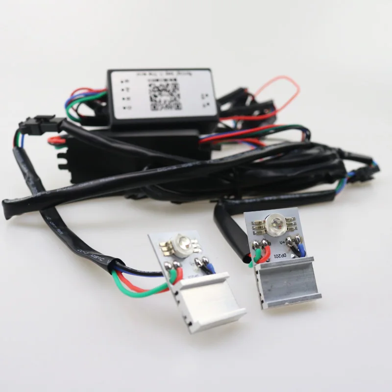 Бесплатная доставка высокое качество Универсальный Новый Led дьявол глаз демон RGBW