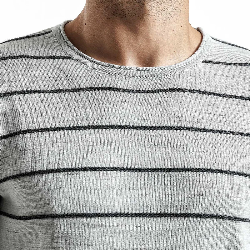 SIMWOOD 2019 Spring New Slim Fit Striped Sweater Men 100% Cotton Embroidery Thin Knitted Pullovers Curl Hem Plus Size MT017017 SIMWOOD 2019 Spring New Slim Fit Striped Sweater Men 100% Cotton Embroidery Thin Knitted Pullovers Curl Hem Plus Size MT017017